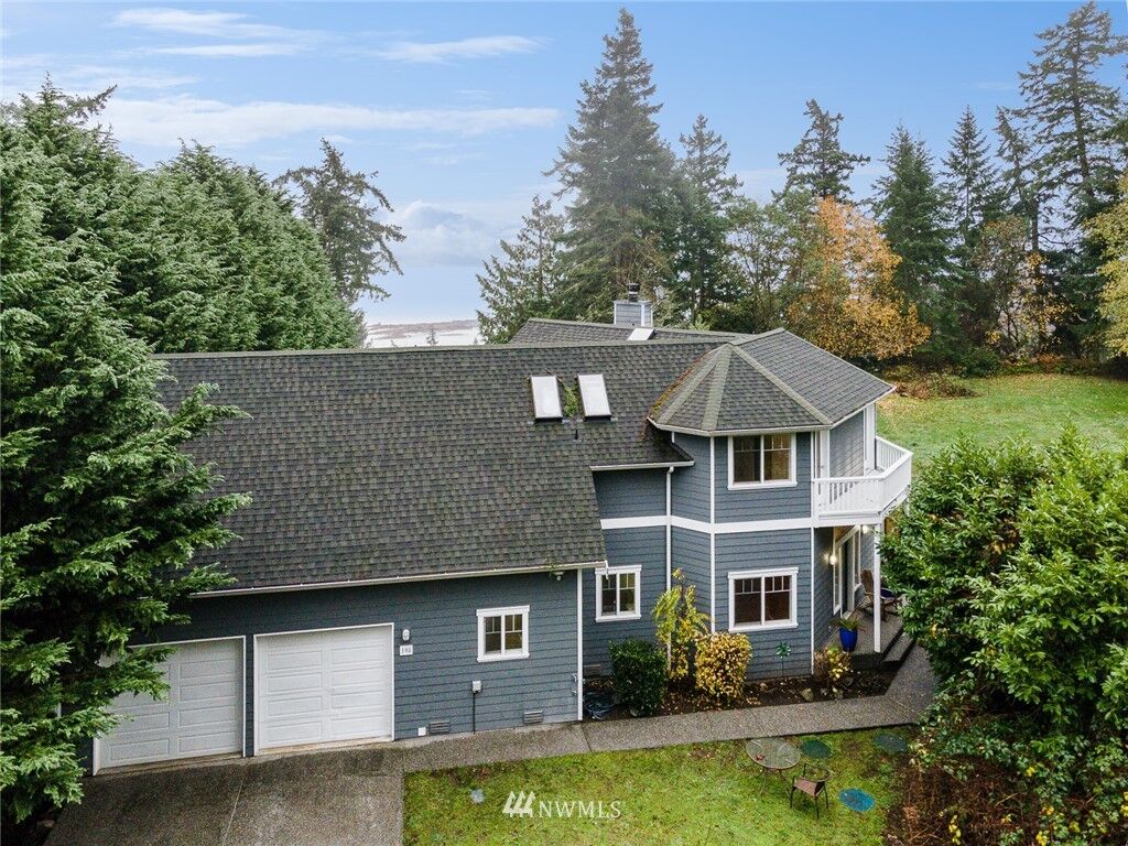 Property Photo:  108 Livingston Bay Road  WA 98282 