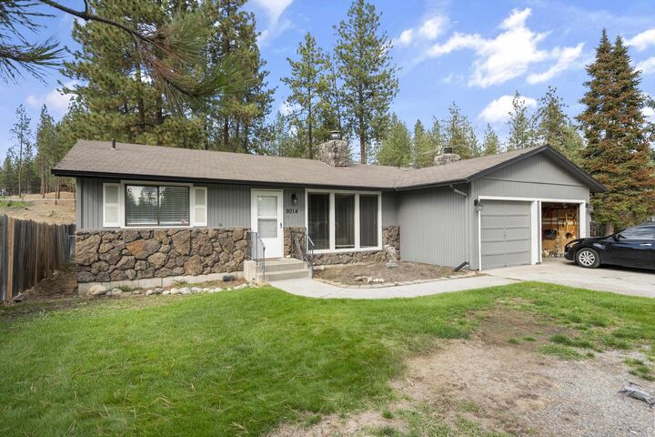 9008 N Seven Mile Rd 9014 N Seven Mile Rd  Nine Mile Falls WA 99026 photo