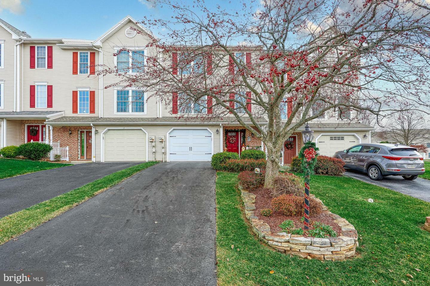 Property Photo: 3 Keefer Way PA 17055