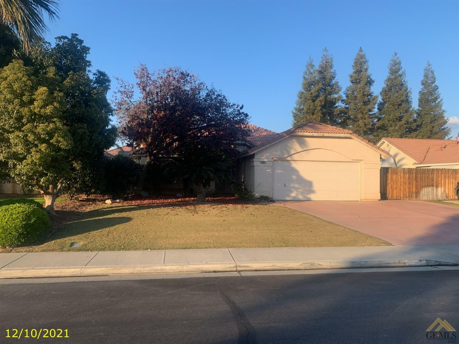 Property Photo:  10612 Sunset Canyon Drive  CA 93311 