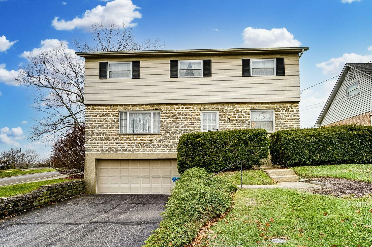 Property Photo: 503 Milgin Dr OH 45238