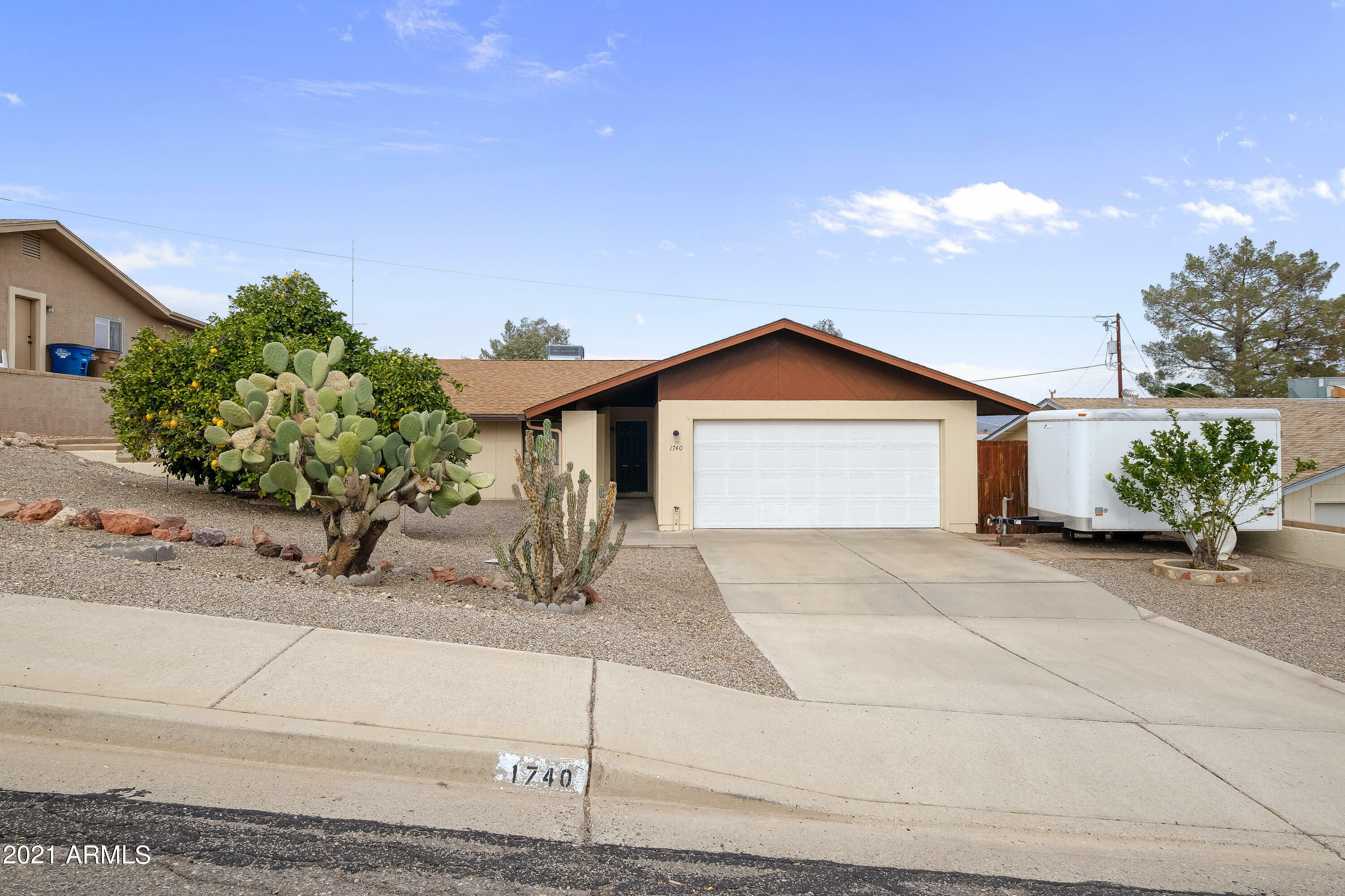 Property Photo:  1740 Vista Drive  AZ 85390 