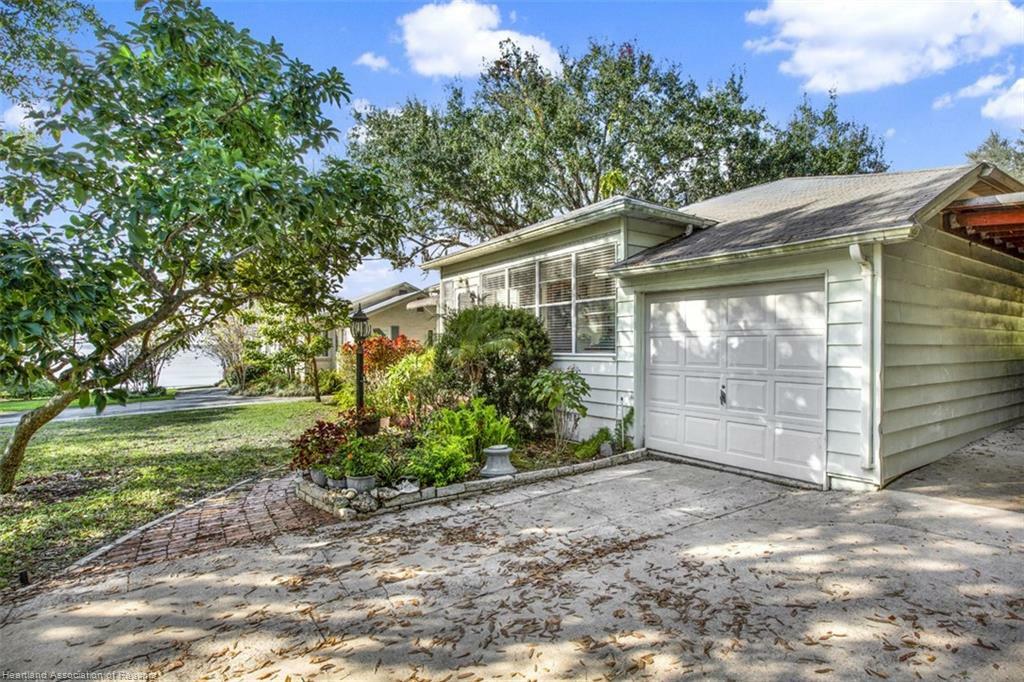 Property Photo:  2630 Emerson Avenue  FL 33870 