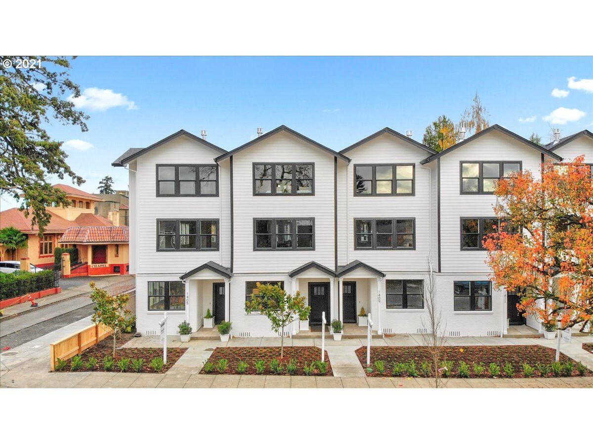 Property Photo: 1409 SE Bybee Blvd #7 OR 97202