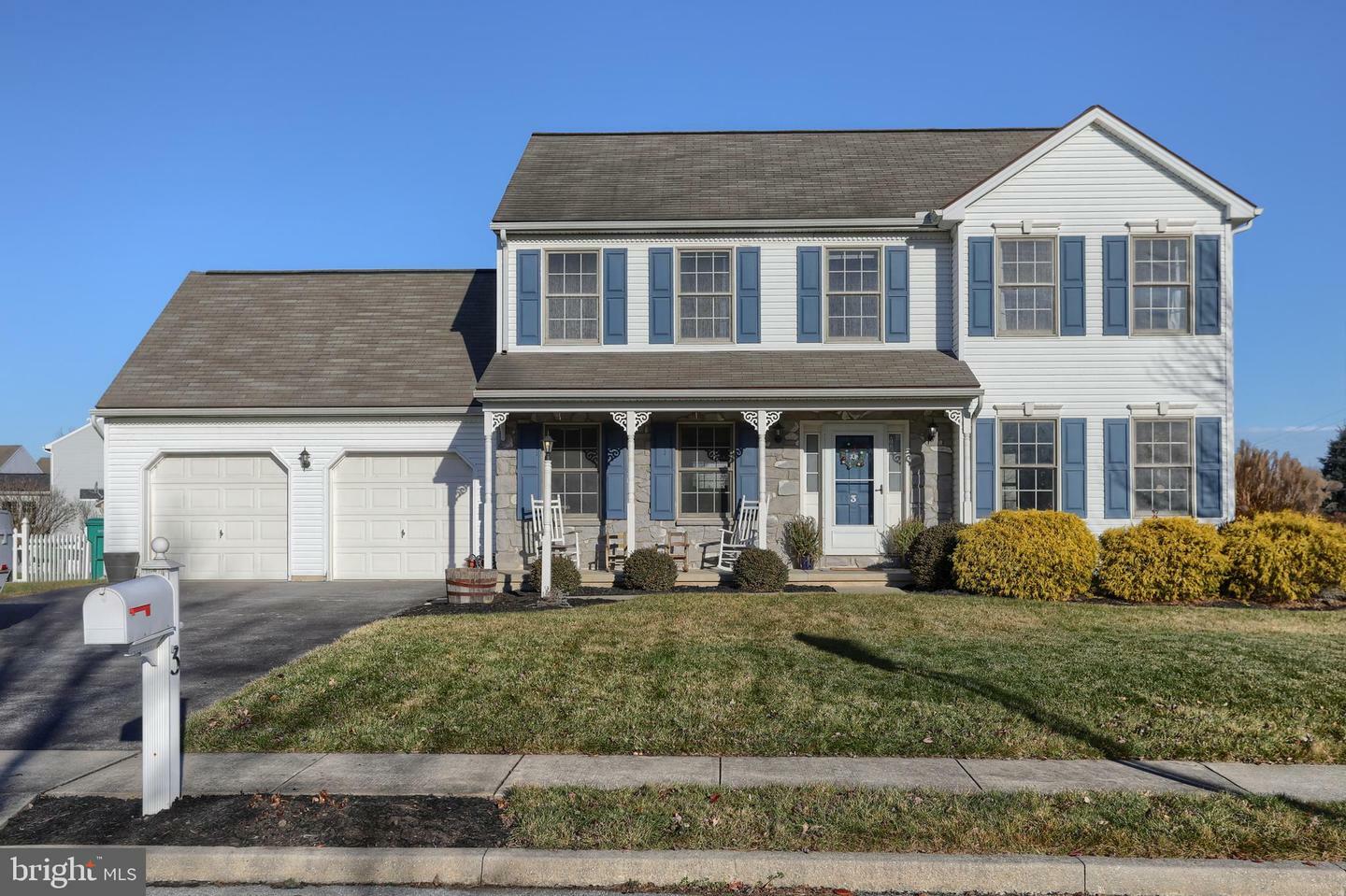 Property Photo: 3 Manor Circle PA 17078