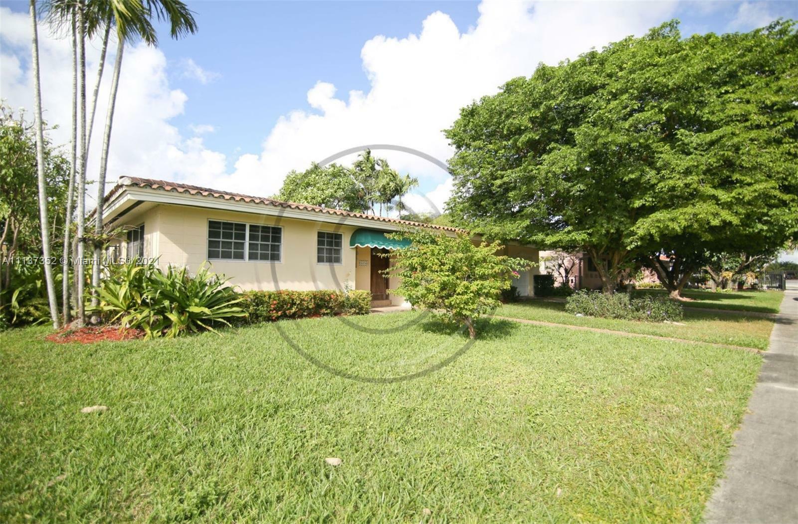 Property Photo:  3230 SW 95th Ct N/A  FL 33165 