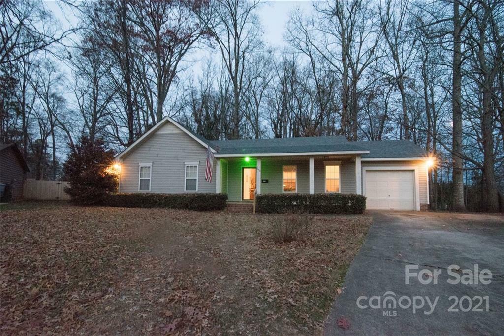 Property Photo:  7650 Eastbourne Road  NC 28227 