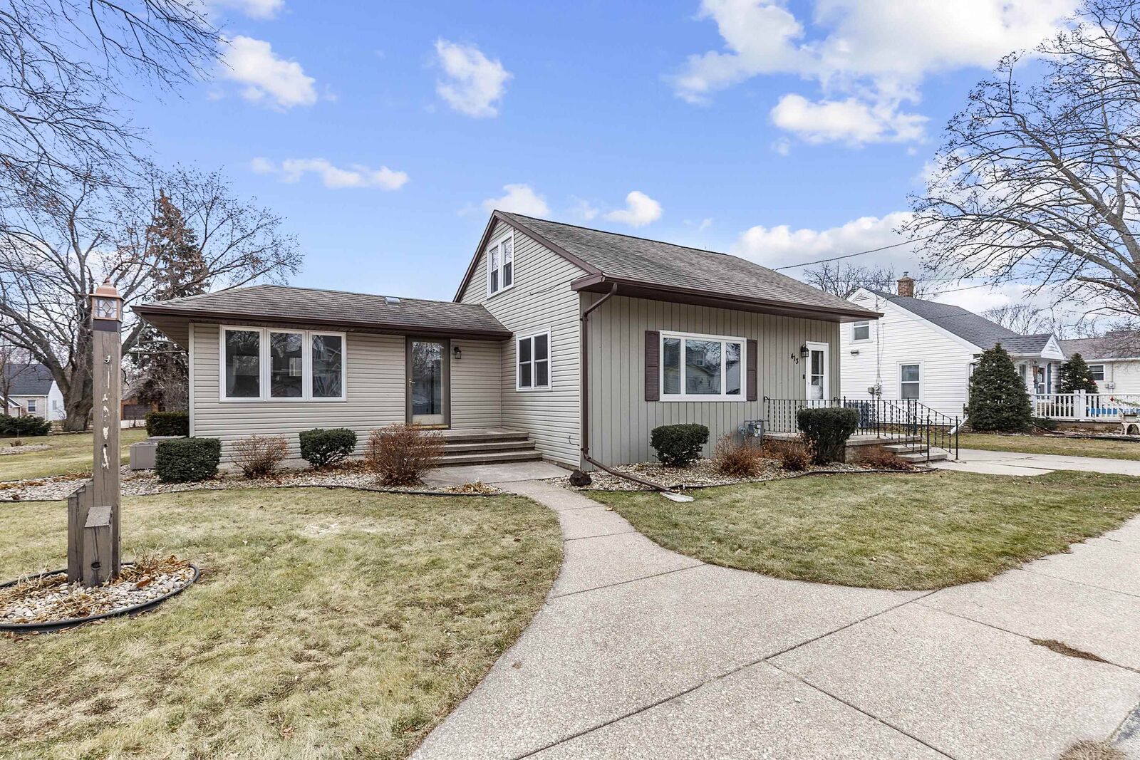 Property Photo:  413 W 11th Street  WI 54130 