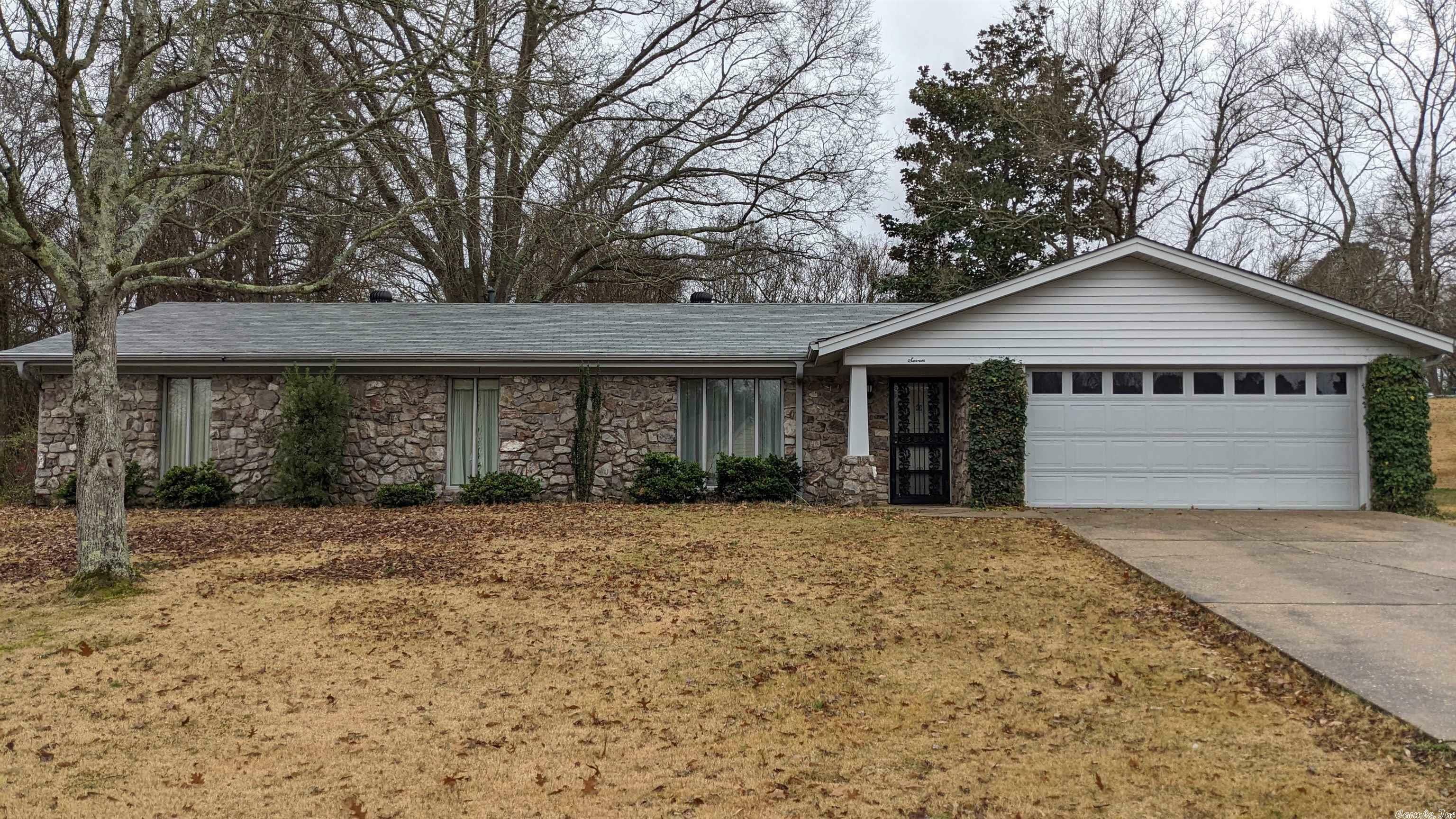 Property Photo: 7 Arcadia Circle AR 72022