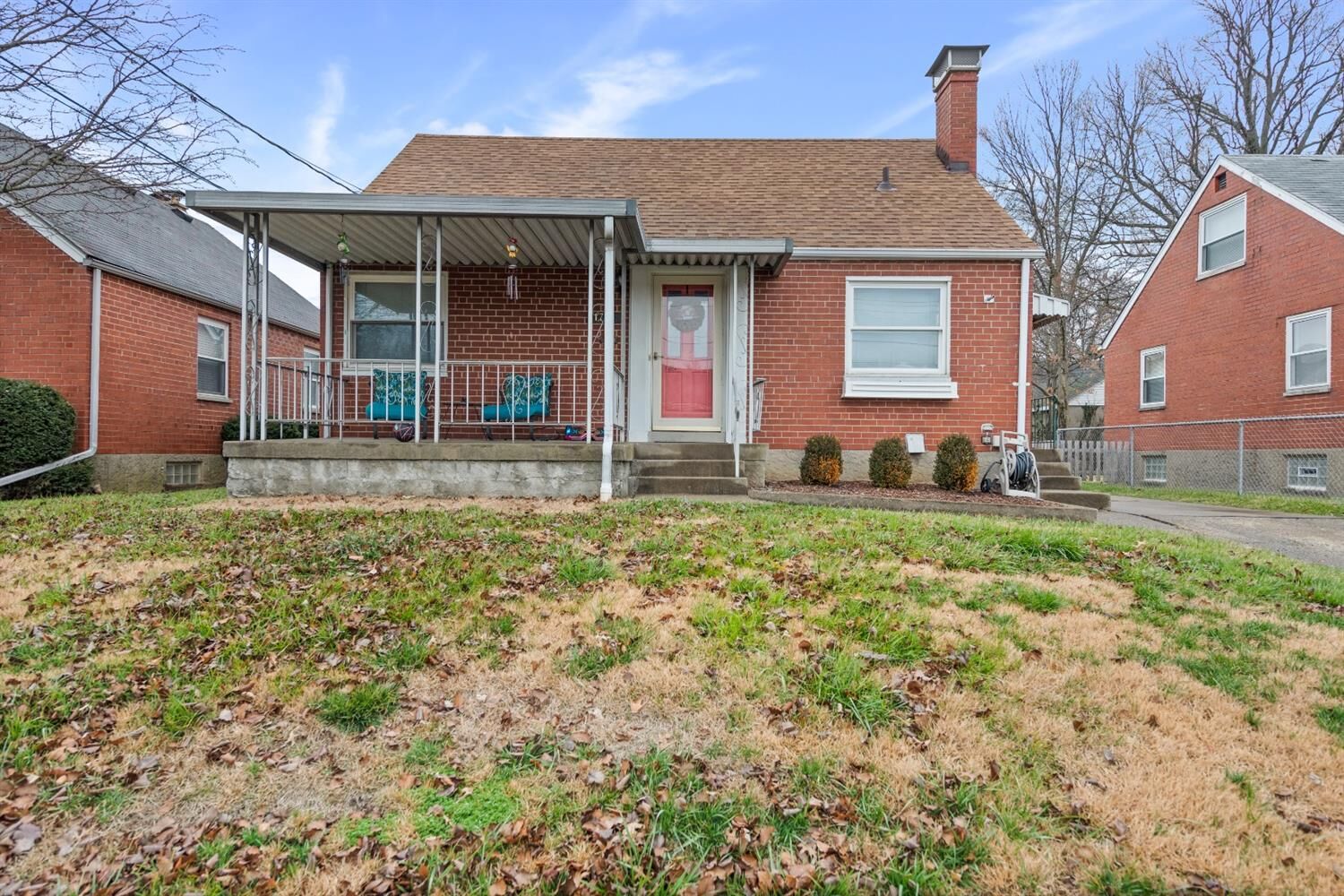 Property Photo:  1714 Centerridge Ave  OH 45231 