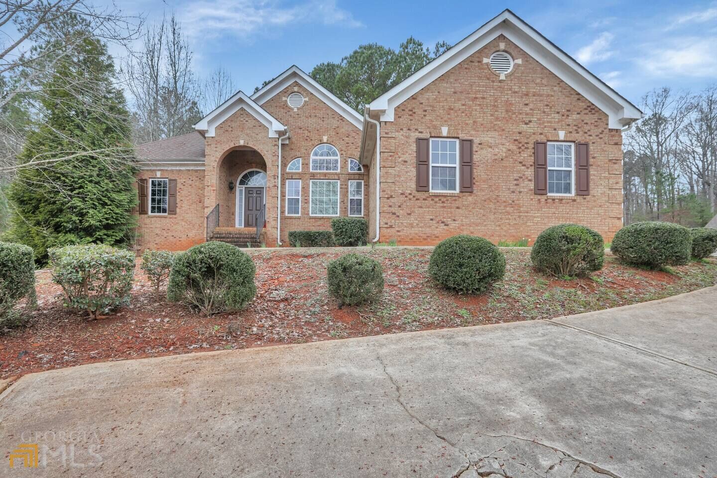 Property Photo: 193 Johns Creek Lane GA 30281