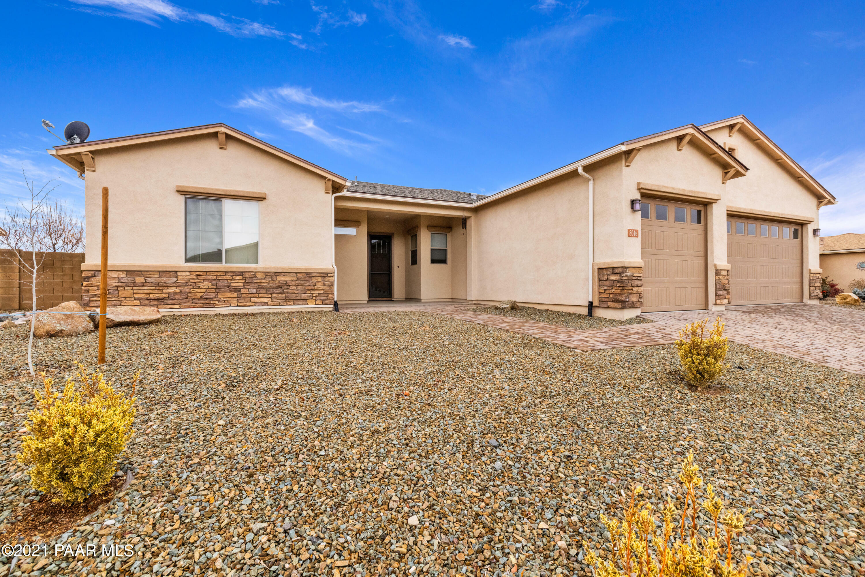 Property Photo:  8046 N Sunset Ridge  AZ 86315 