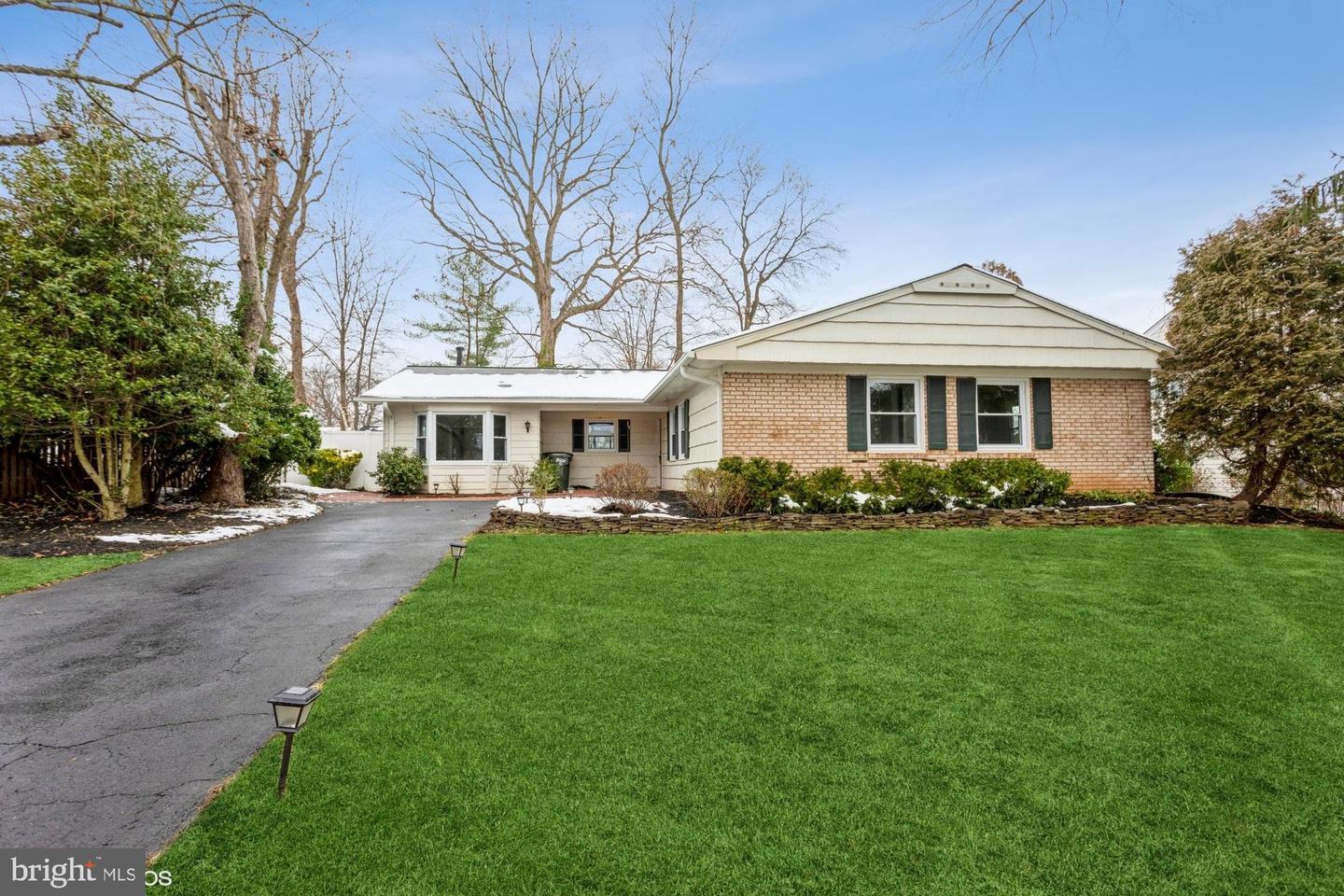 Property Photo: 13133 Morning Spring Lane VA 22033