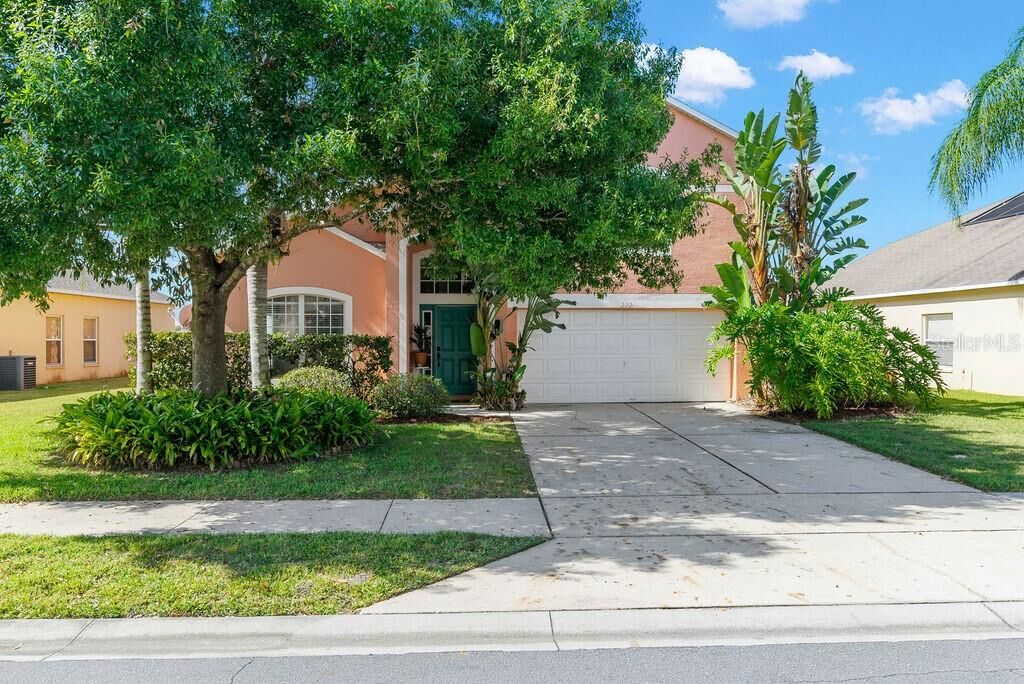 Property Photo: 212 Casa Marina Place FL 32771
