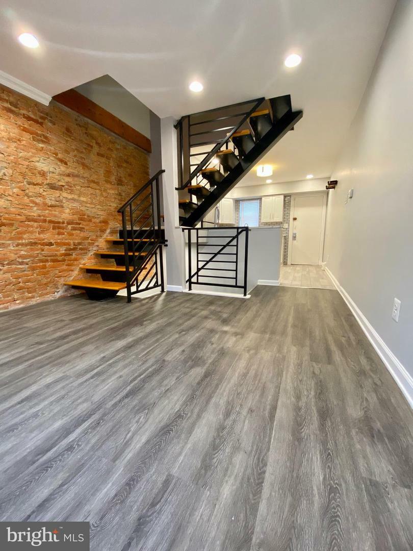 Property Photo: 2027 E Hazzard Street PA 19125