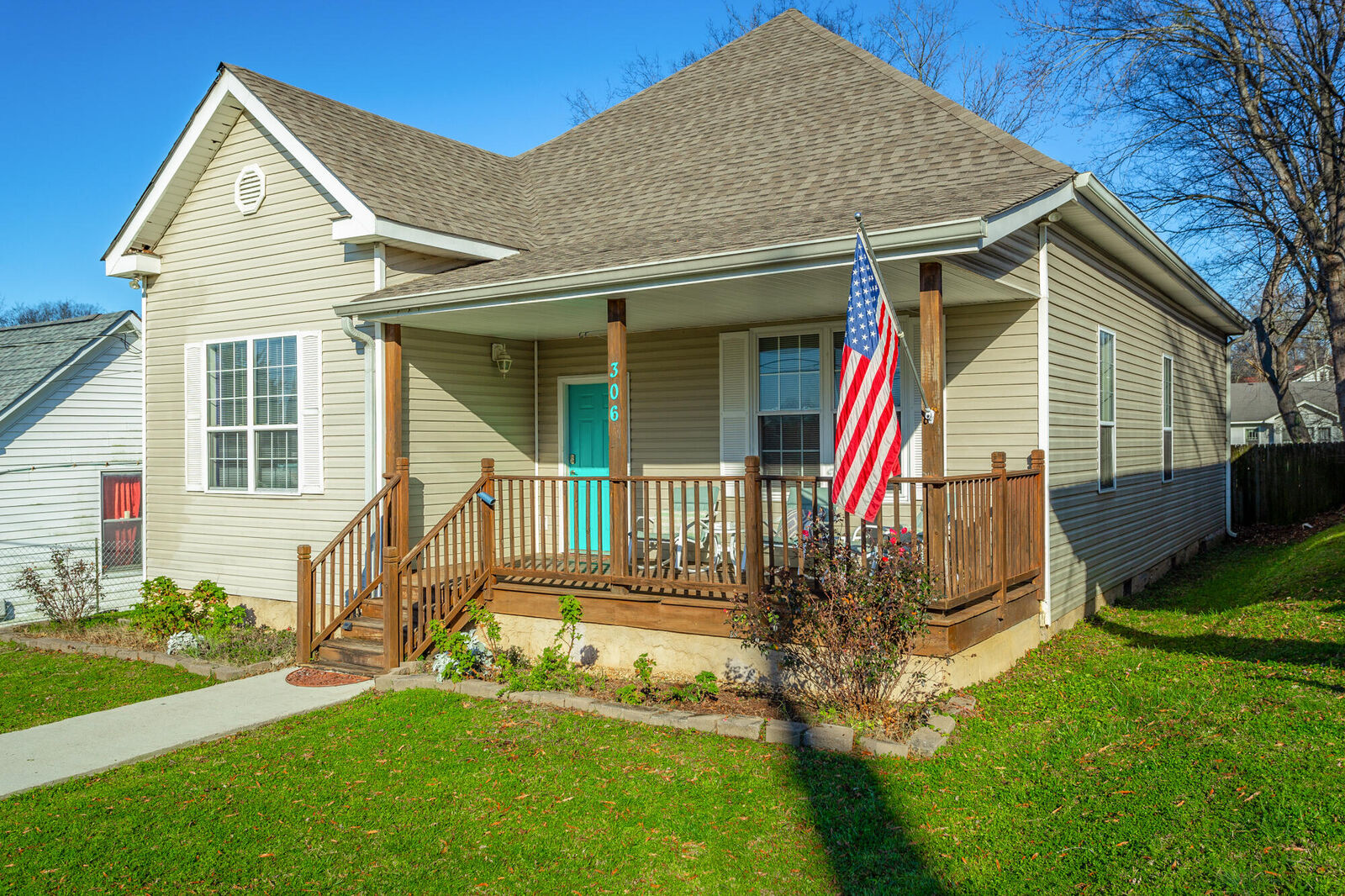 Property Photo: 306 E Gordon Avenue GA 30741
