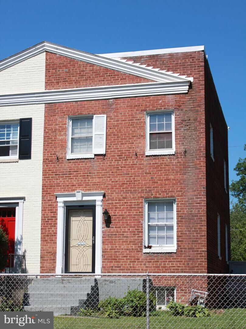 Property Photo: 1139 Colonial Avenue VA 22314