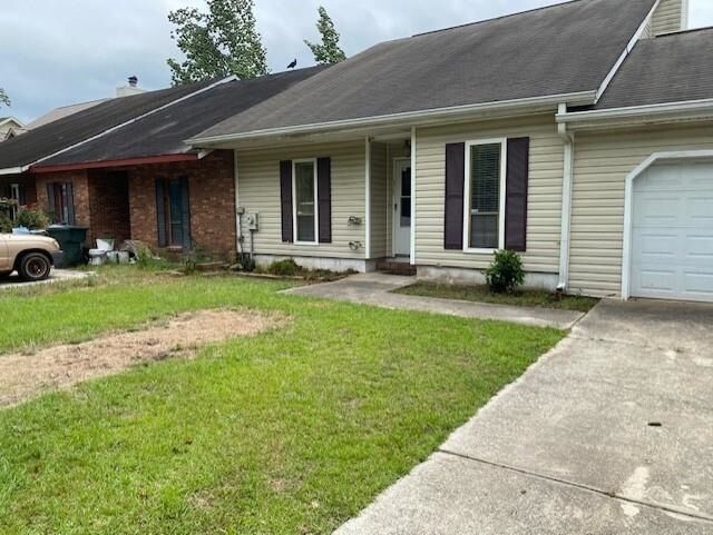 Property Photo:  315 Leisure Lake Dr.  GA 31088 