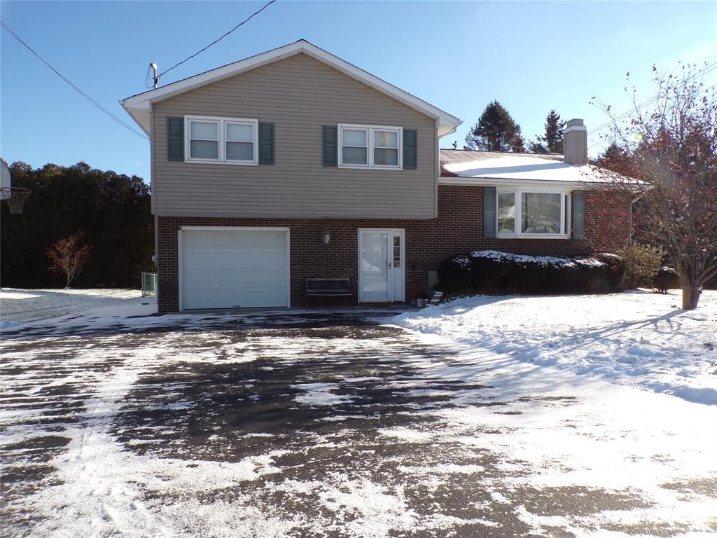 Property Photo:  800 Squires Avenue  NY 13760