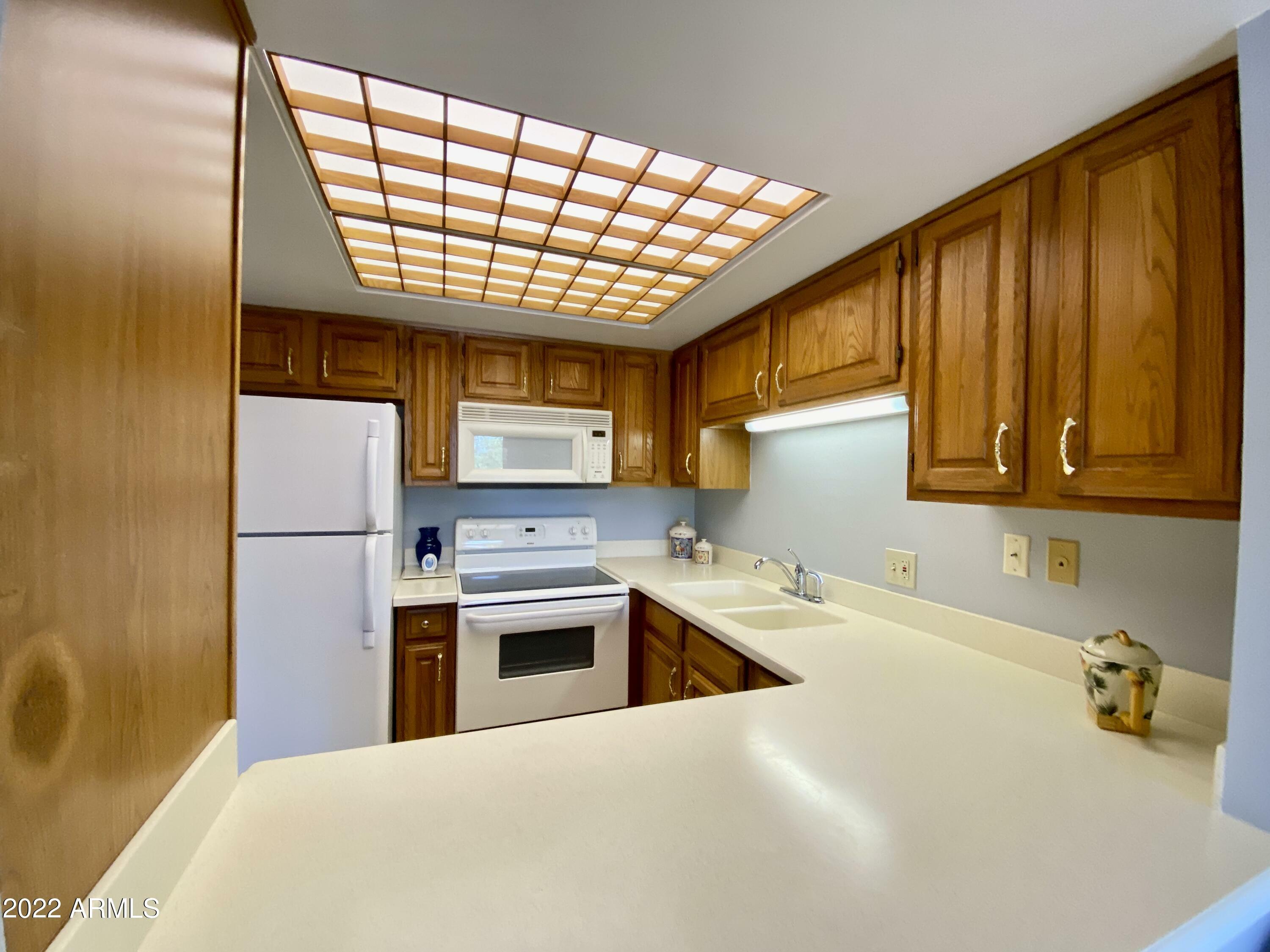 Property Photo:  10330 W Thunderbird Boulevard C319  AZ 85351 