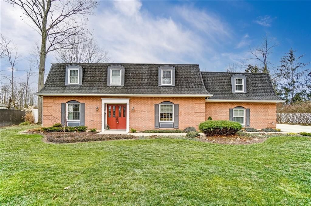 Property Photo: 1870 Conwood Drive OH 45373