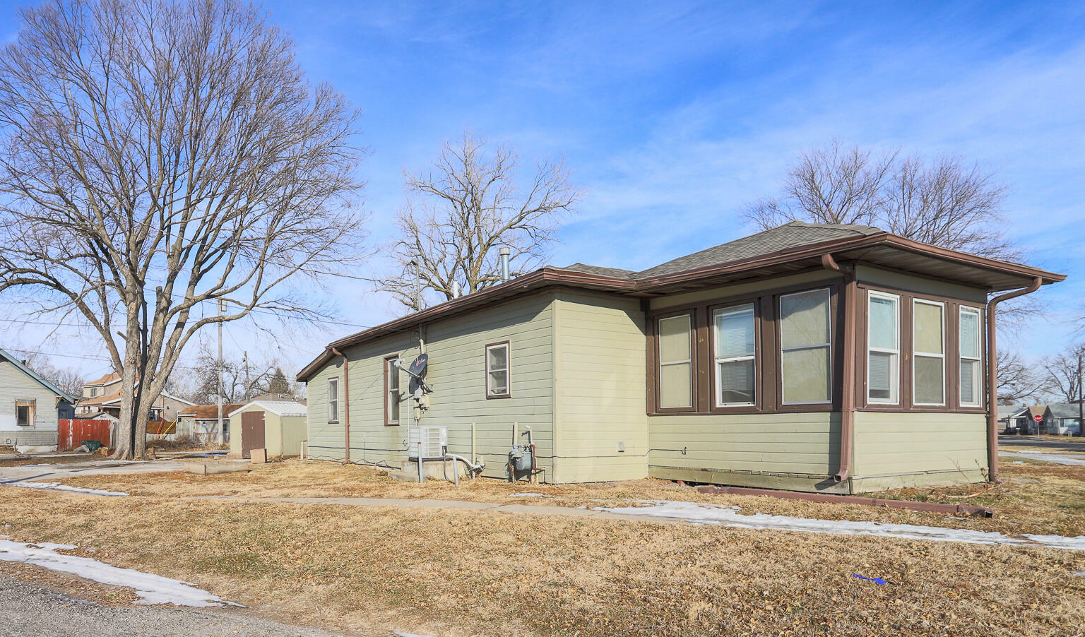 2332 S 7th  Street  Council Bluffs IA 51503 photo