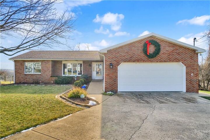 138 E Fair Meadows Drive  North Strabane PA 15317 photo
