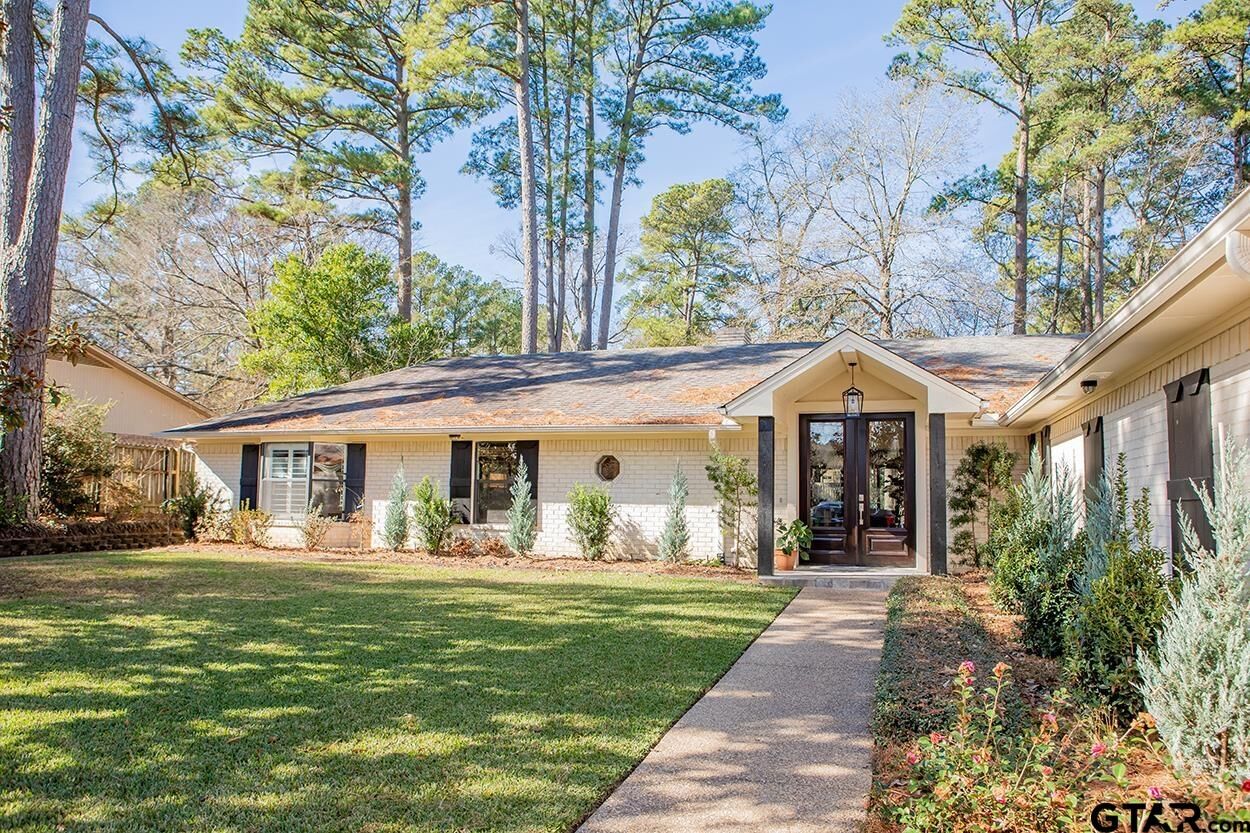 Property Photo:  1538 Tanglewood Dr East  TX 75771 