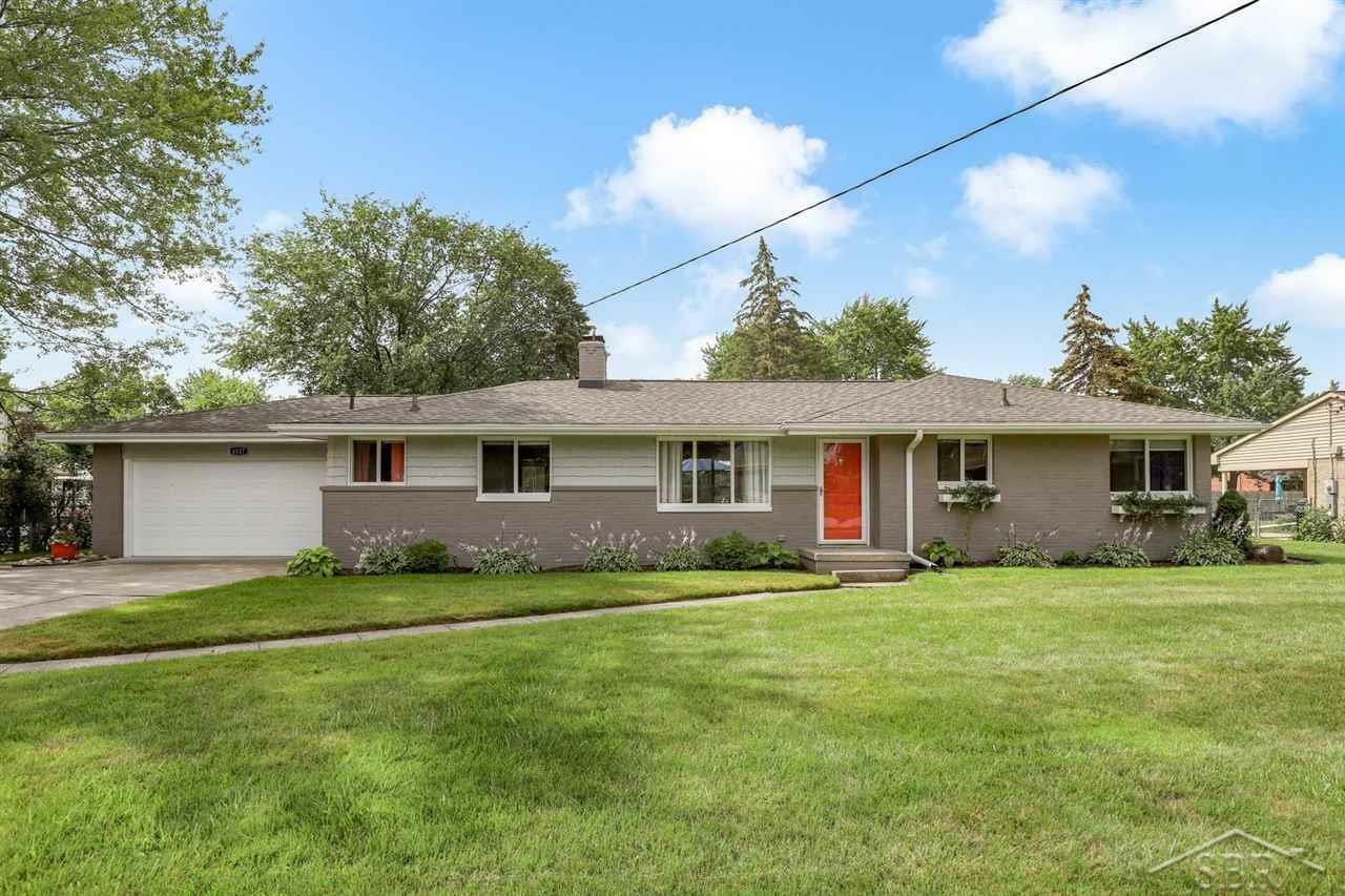 Property Photo:  4127 N Wayside  MI 48603 