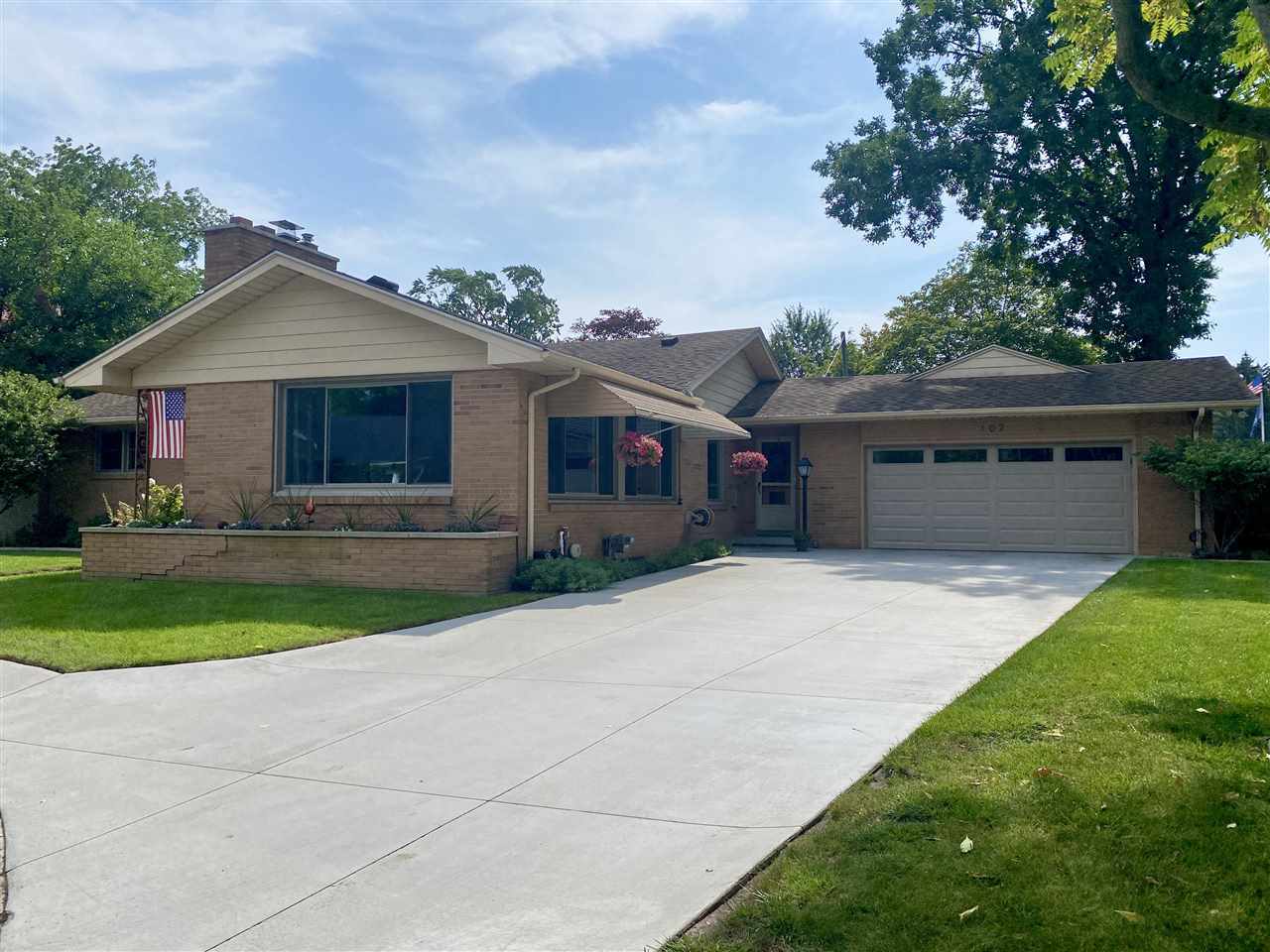 Property Photo: 102 Maplewood MI 48708