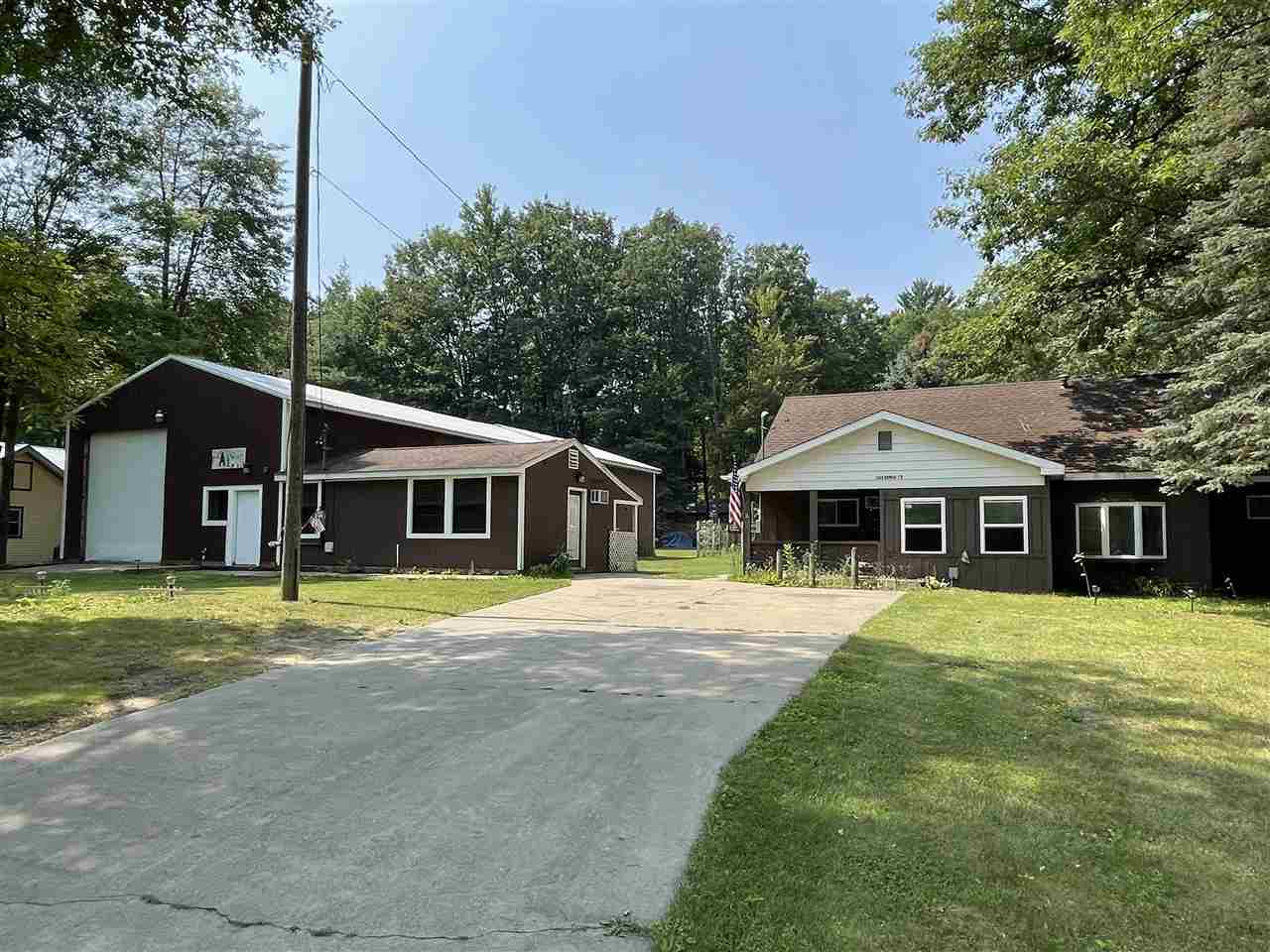 Property Photo:  1562 Bungo Trail  MI 48633 