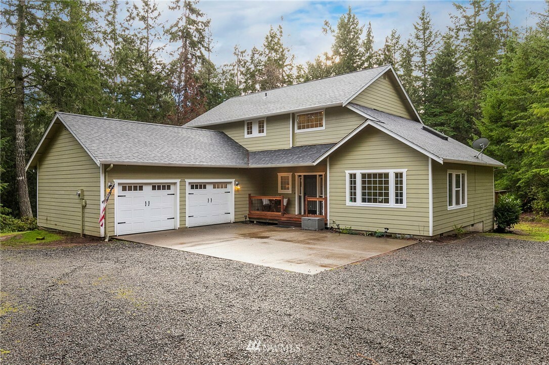 Property Photo:  5567 NW Millglade Lane  WA 98312 