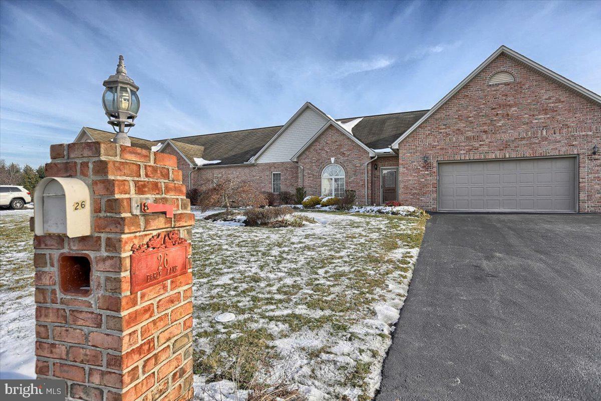 Property Photo: 26 Early Lane PA 17003