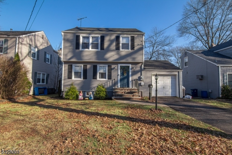 Property Photo:  115 Richmond Ter  NJ 07065 