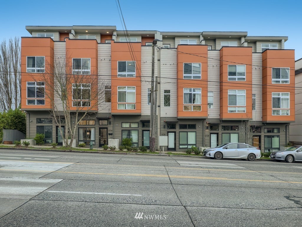 Property Photo: 6734 15th Avenue NW WA 98117