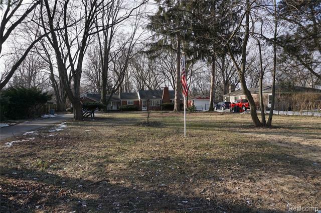 Property Photo:  14829 Bainbridge Street  MI 48154 