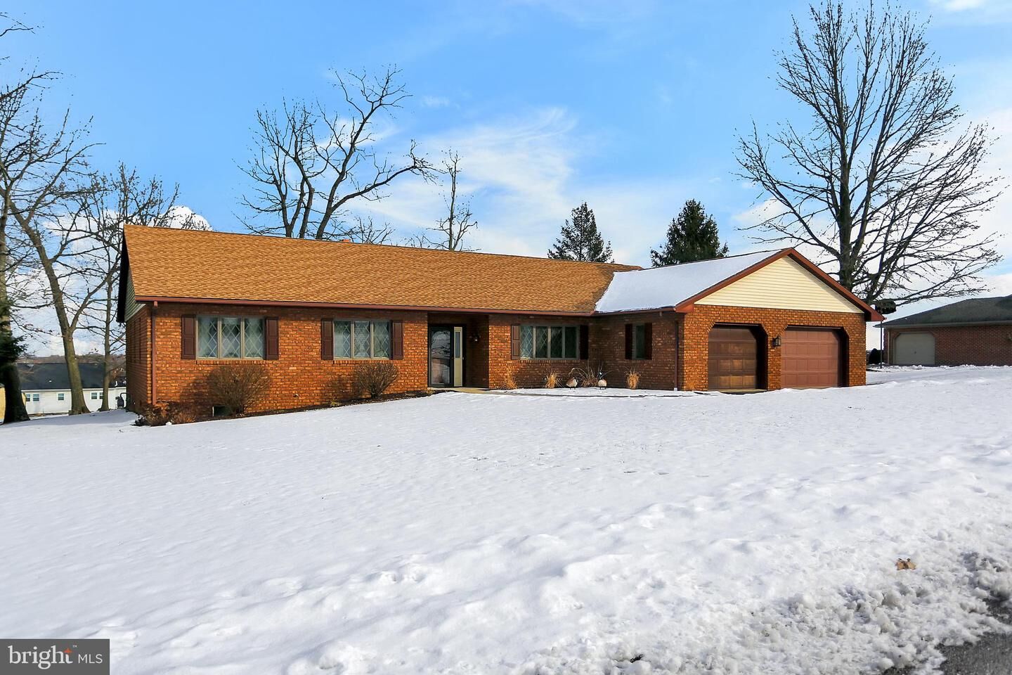 Property Photo:  2006 Parkview Drive  PA 17356