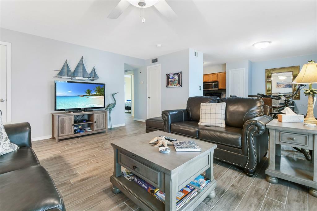 Property Photo:  4985 Coquina Key Drive SE A  FL 33705 