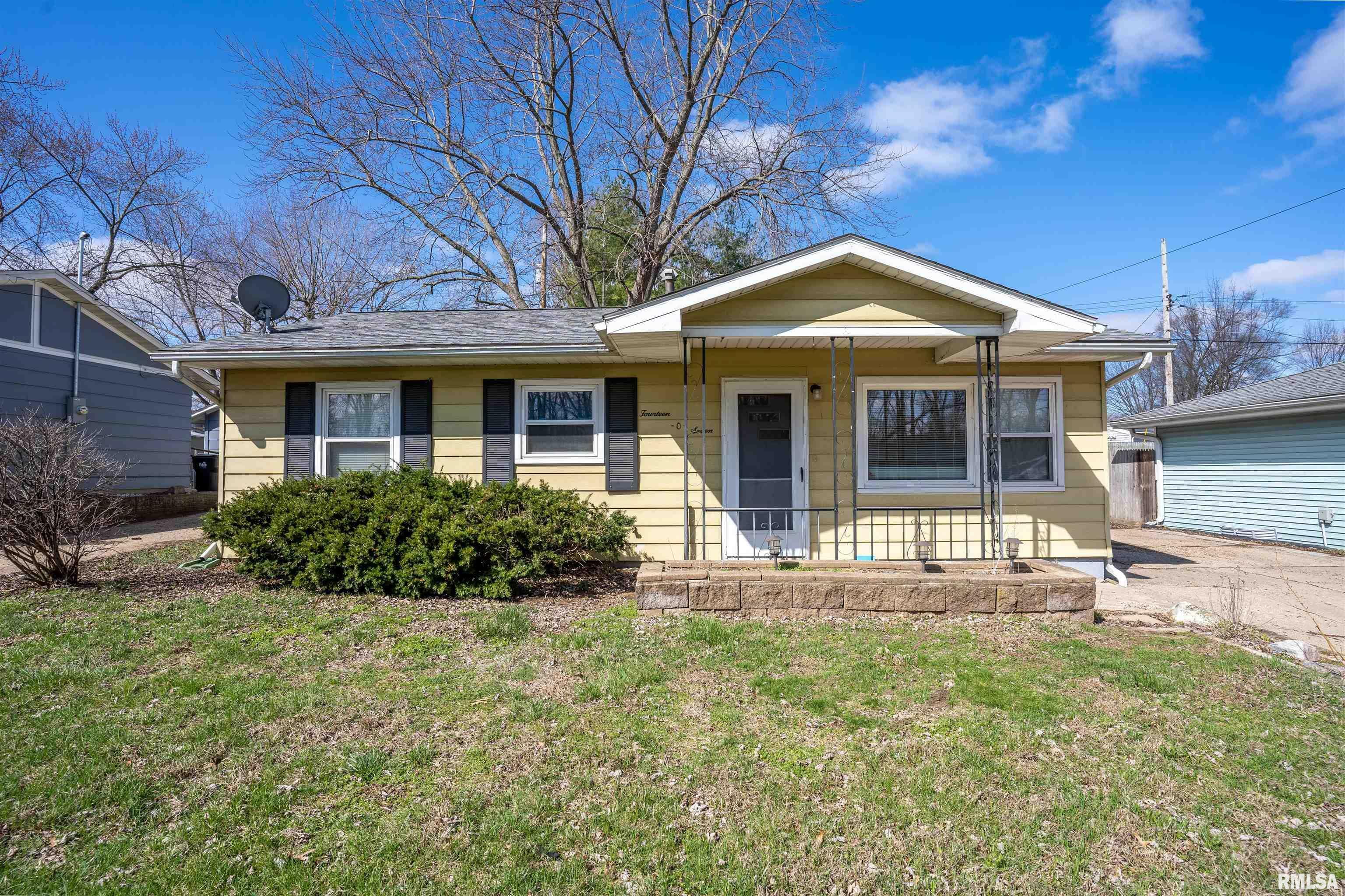 Property Photo:  1407 Fenley  IL 61554 