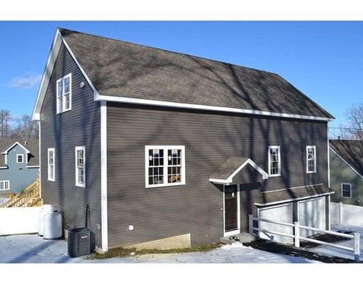 Property Photo:  22 Vivian St  MA 01603 