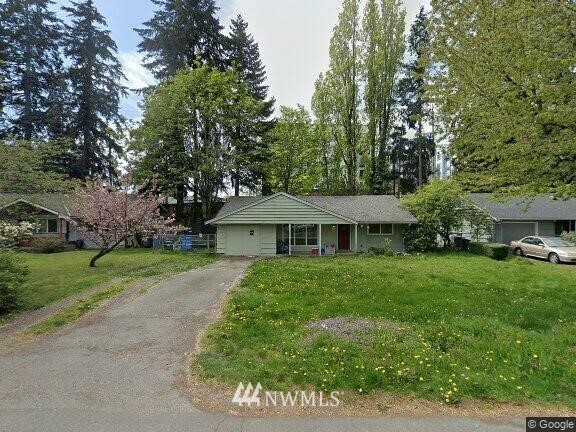 Property Photo:  17215 Midvale Avenue N  WA 98133 