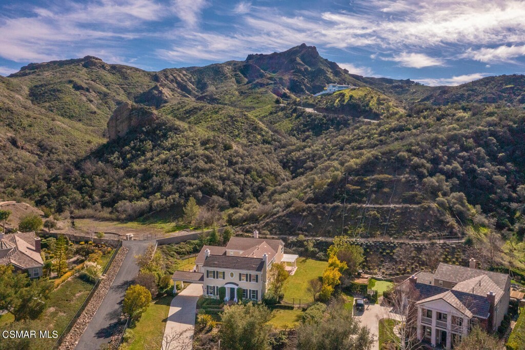 Property Photo:  1371 Caitlyn Circle  CA 91361 