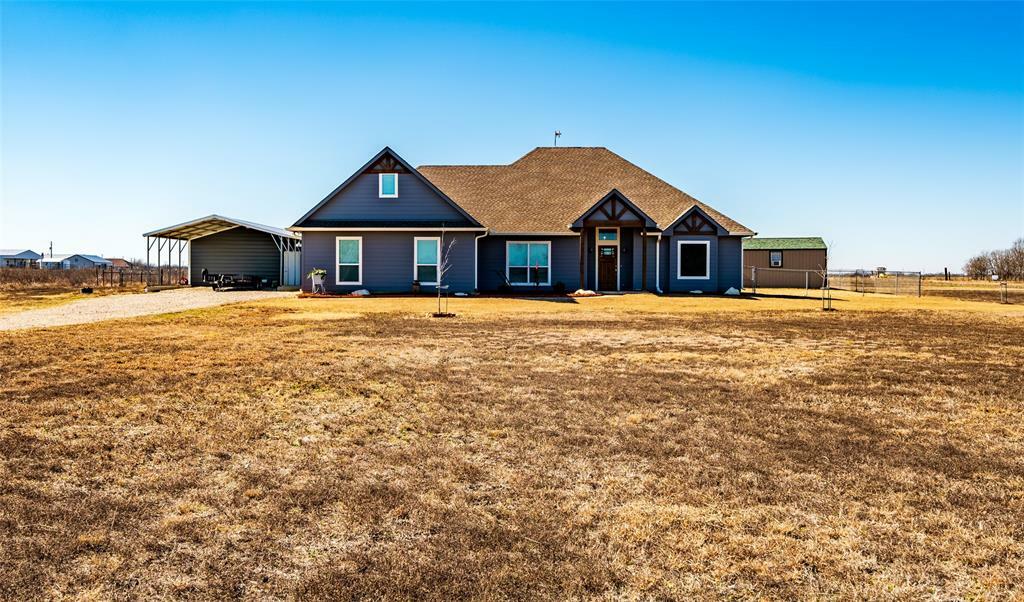 Property Photo:  420 Bud Run Road  TX 75165 