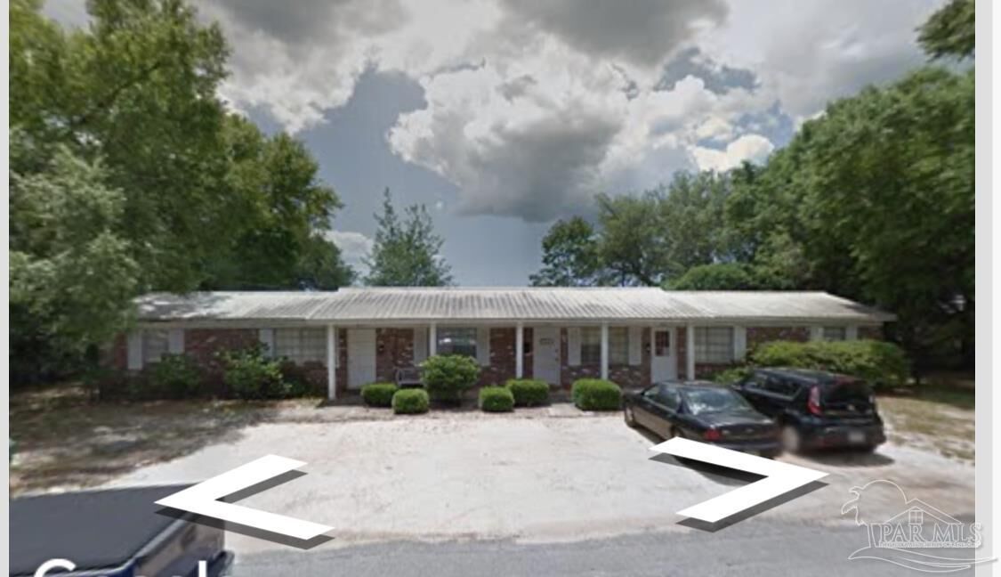 Property Photo:  6433 Open Rose Dr  FL 32570 