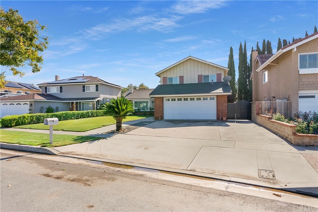 Property Photo:  7570 E Camino Tampico  CA 92808 