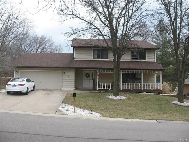 Property Photo: 2016 Greenbriar Drive 62234