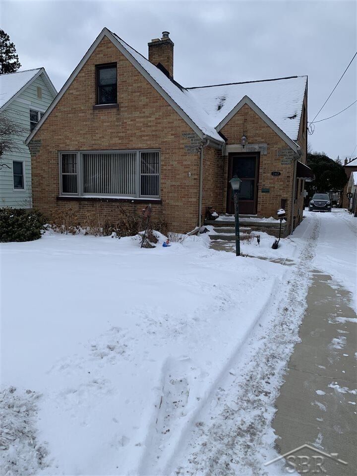 2417 Court St  Saginaw MI 48602 photo