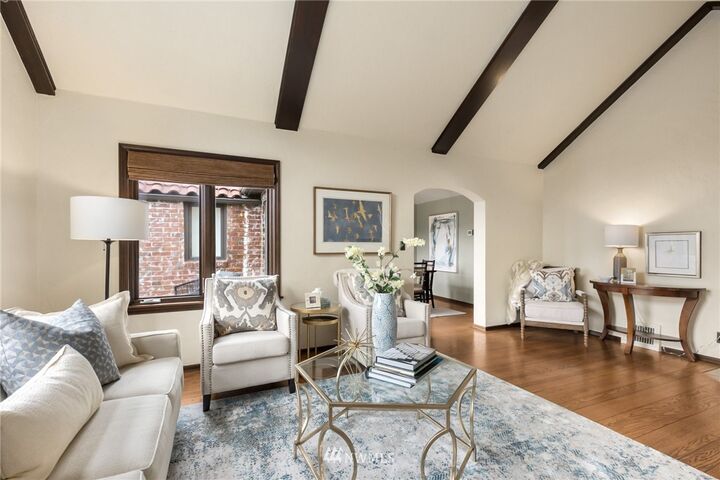 Property Photo: 1408 Magnolia Boulevard W WA 98199