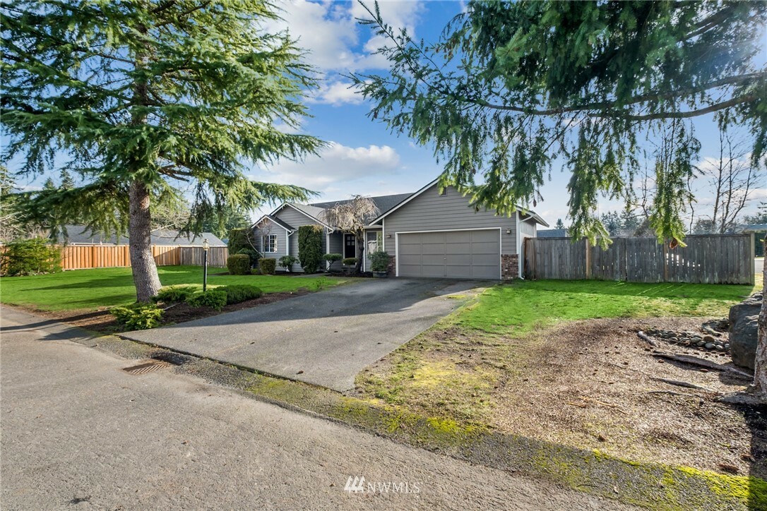 Property Photo:  22408 113th Street E  WA 98321 