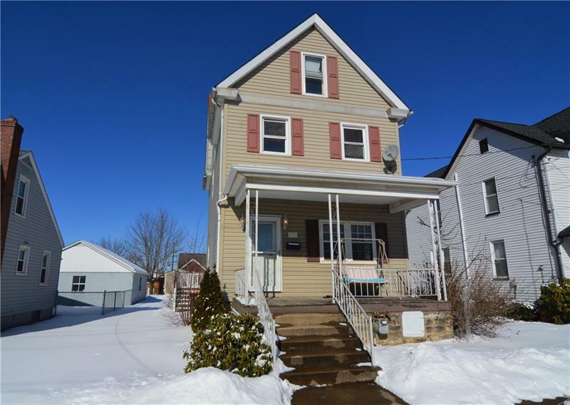 Property Photo:  30 E Grant St  PA 15650 